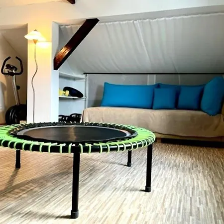 Ferienwohnung In Mit Moebliertem Balkon Apartamento